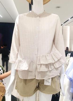 Лляна блуза zara, блуза в тонку смужку, бежева базова блуза, асиметрична блуза з рюшами, рубашка в тонку полоску