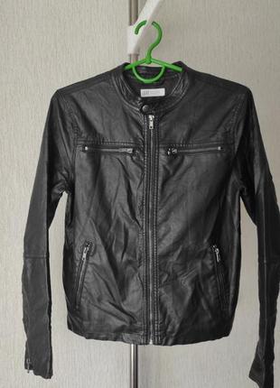 Чоловіча куртка в відмінному стані