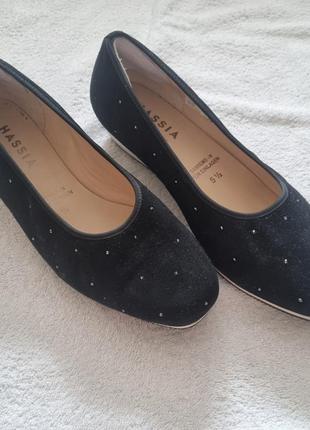 Женские туфли замшевые