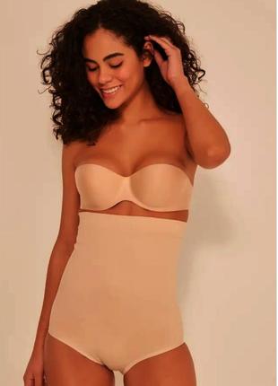 Корекційні труси корегуючі труси