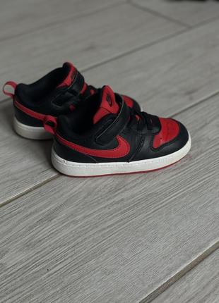 Детские кроссовки nike