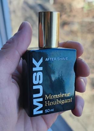 Musk monsieur