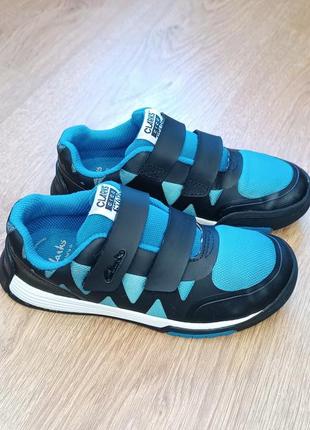 Кроссовки 29-30р. clarks