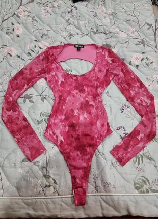 Розовый боди pink с цветочным рисунком и длинным рукавом развоенные боди