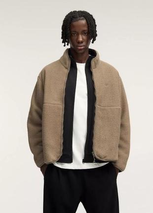 Мужская флисовая куртка деми pull & bear