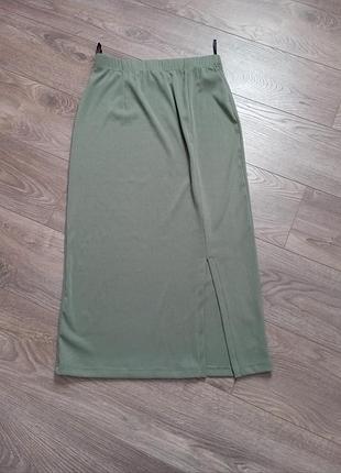 Юбка миди, в рубчик, с разрезом