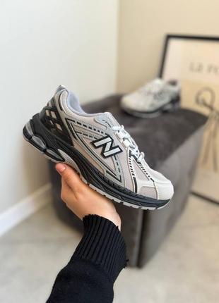 Кроссовки женские new balance