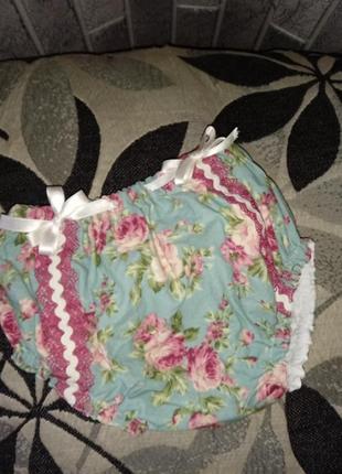 Трусики красивые с бантиками