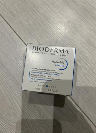 Интенсивно увлажняющий крем для сухой кожи bioderma