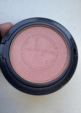 Б/в румʼяна armani beauty luminous silk blush 11 warm nude