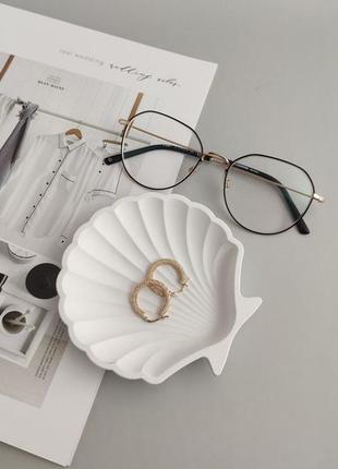 Підставка мушля 2