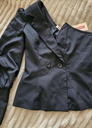 Стильный пиджак на одно плечо