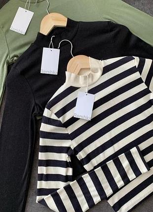 Кофта в полоску bershka