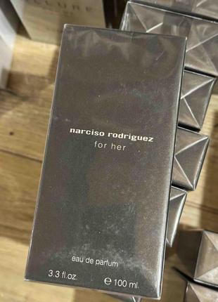 Valentino born in roma donna intense тестер