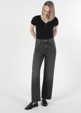 Джинсы regular fit женские