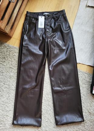 Кожаные коричневые шоколадные женские брюки прямые осенние зимние теплые