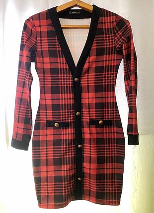 Класна сукня