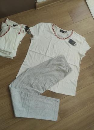 Костюм футболка esmara i штани primark