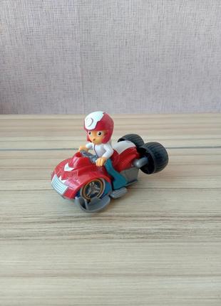 Ігровий набір paw patrol щенячий патруль:
базовий рятівний автомобіль з водієм райдер
