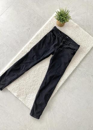Джинсы мужские hollister m