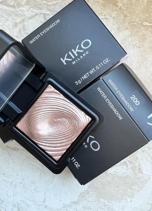 Хітгві золотисті тіні kikp milano water eyeshadow 200 champagne для вологого та сухого нанесення