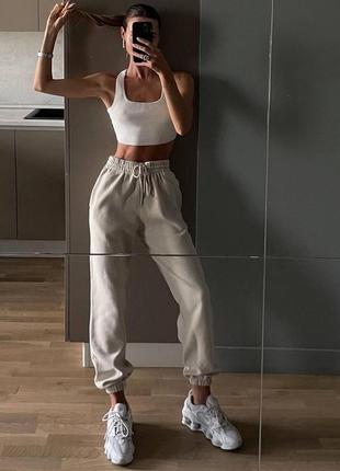 Базовые женские спортивные штаны джоггеры