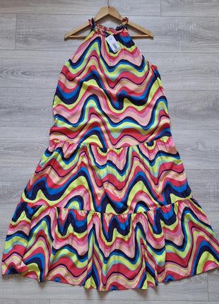 Нова міді сукня