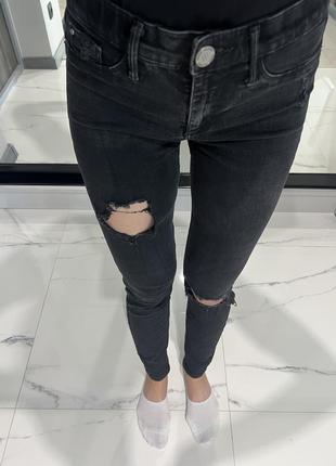 Рваные джинсы бренда river island🌏