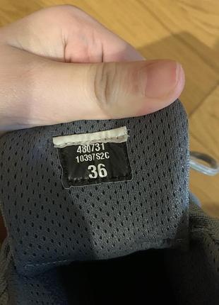 Кросівки adidas 4