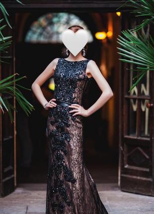 Вечернее платье бренда sherri hill на выпускной