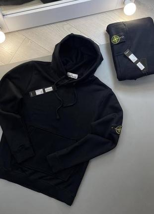 Стильное худи от бренда stone island black