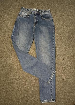 Жіночі джинси