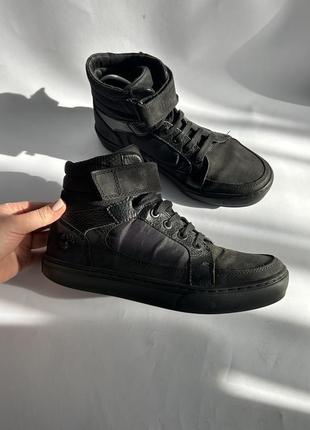 Хайтопы из нубука от timeberland