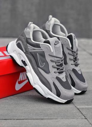 Кроссовки nike