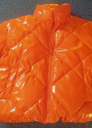 Жіноча куртка