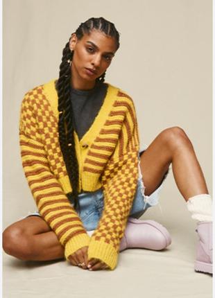 Zara кардиган укорочений короткий кофта на ґудзиках v-виріз жіночий жовто коричневий