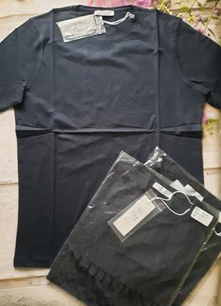 Базовая, качественная футболка