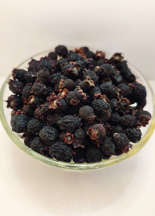 Ягоды ирги сушеные, сушеная ирга (amelanchier)