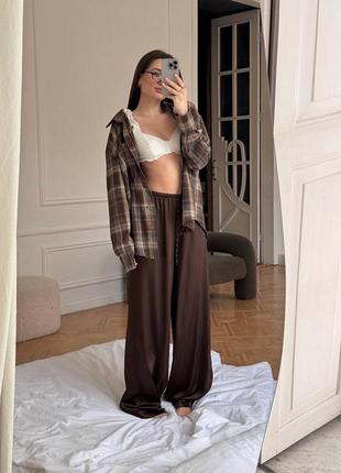 Базовые сатиновые брюки, шелковые палаццо5 фото