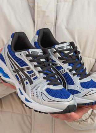 Кроссовки asics