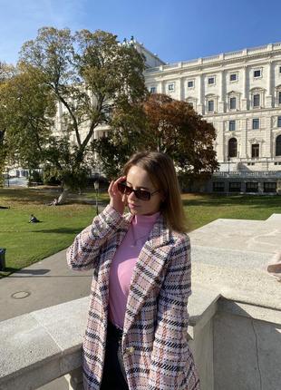 Твідове пальто