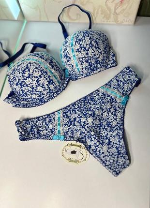 Комплект нижнего белья lora iris. новый