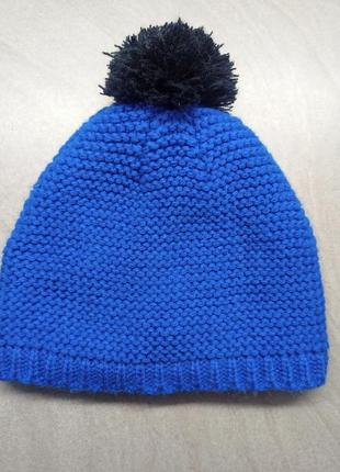 Теплая шапка .