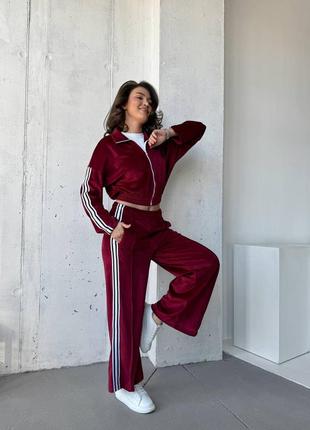 Трендовий велюровий костюм