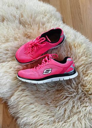 Кросівки жіночі skechers