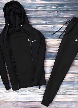 Мужской спортивный костюм nike