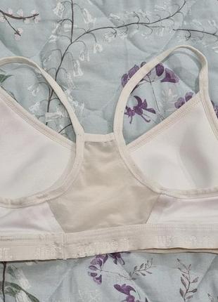 Белый спортивный топ nike женский топик на тонких брителях4 фото