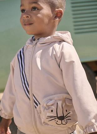 Легенька демісезонна куртка курточка на хлопчика
