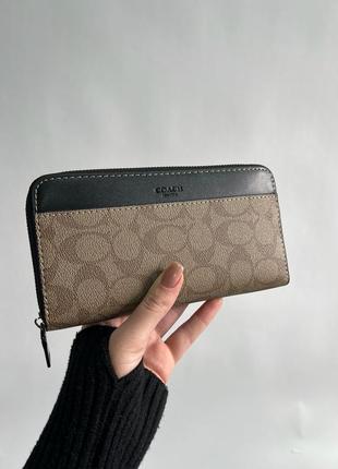 Гаманець coach