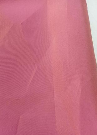 1+1=3 длинная нарядная юбка из блестящей ткани с декоративными составами сзади4 фото